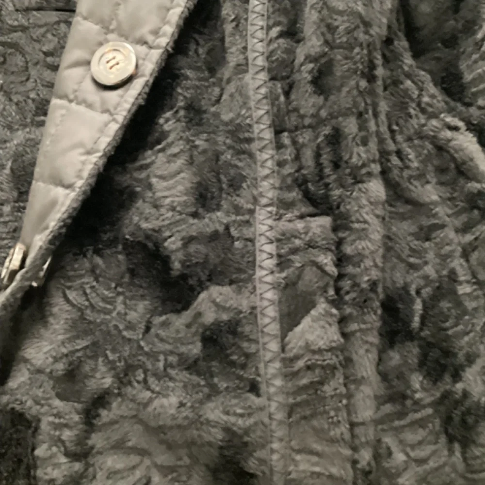 Laundry by Shelli Segal, NWOT, black, reversible faux fur/puffer, sz L, midi - Picture 4 of 11